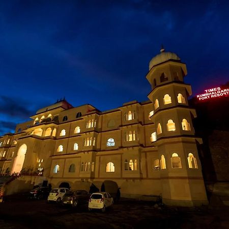 Kumbhalgarh Fort Resort-Pure Veg Buitenkant foto