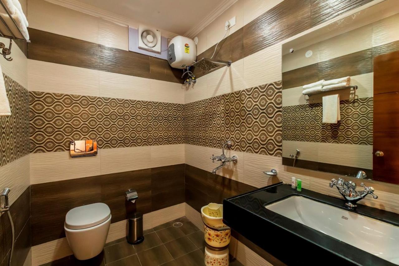 Kumbhalgarh Fort Resort-Pure Veg Buitenkant foto