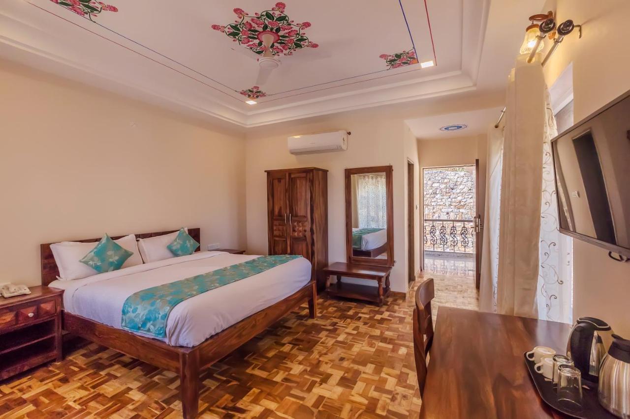 Kumbhalgarh Fort Resort-Pure Veg Buitenkant foto